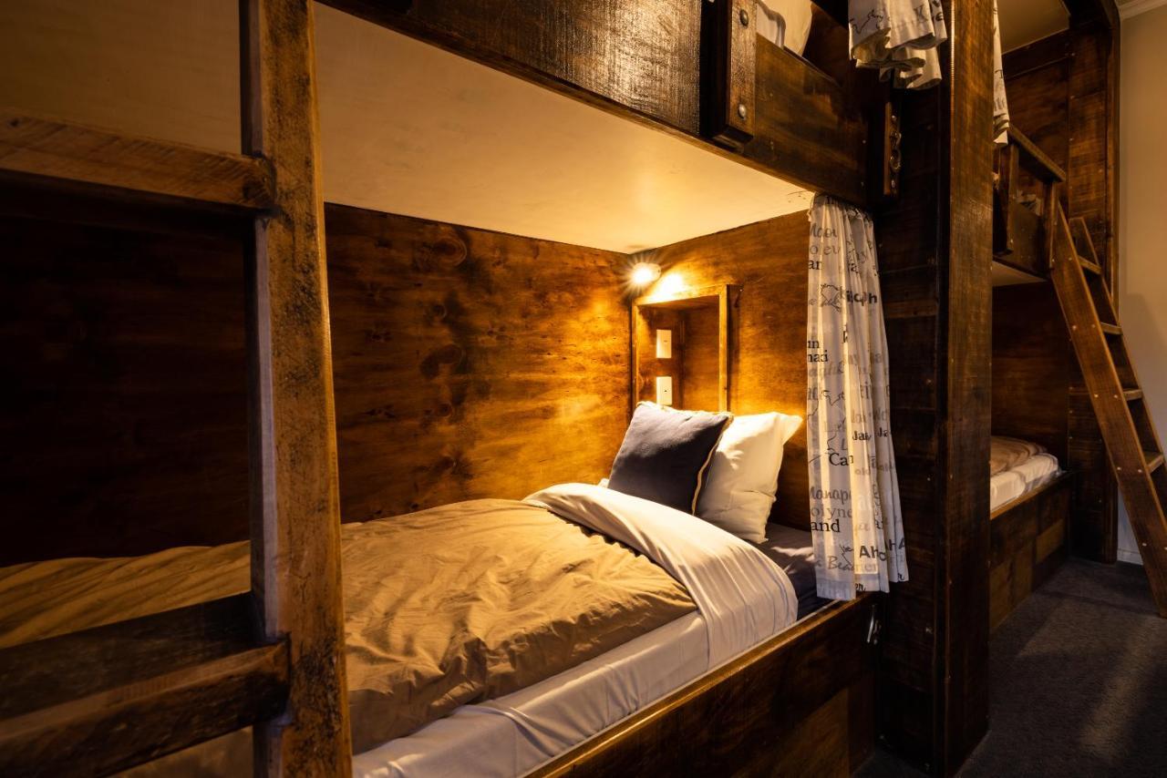 Хостел Oamaru Backpackers Экстерьер фото